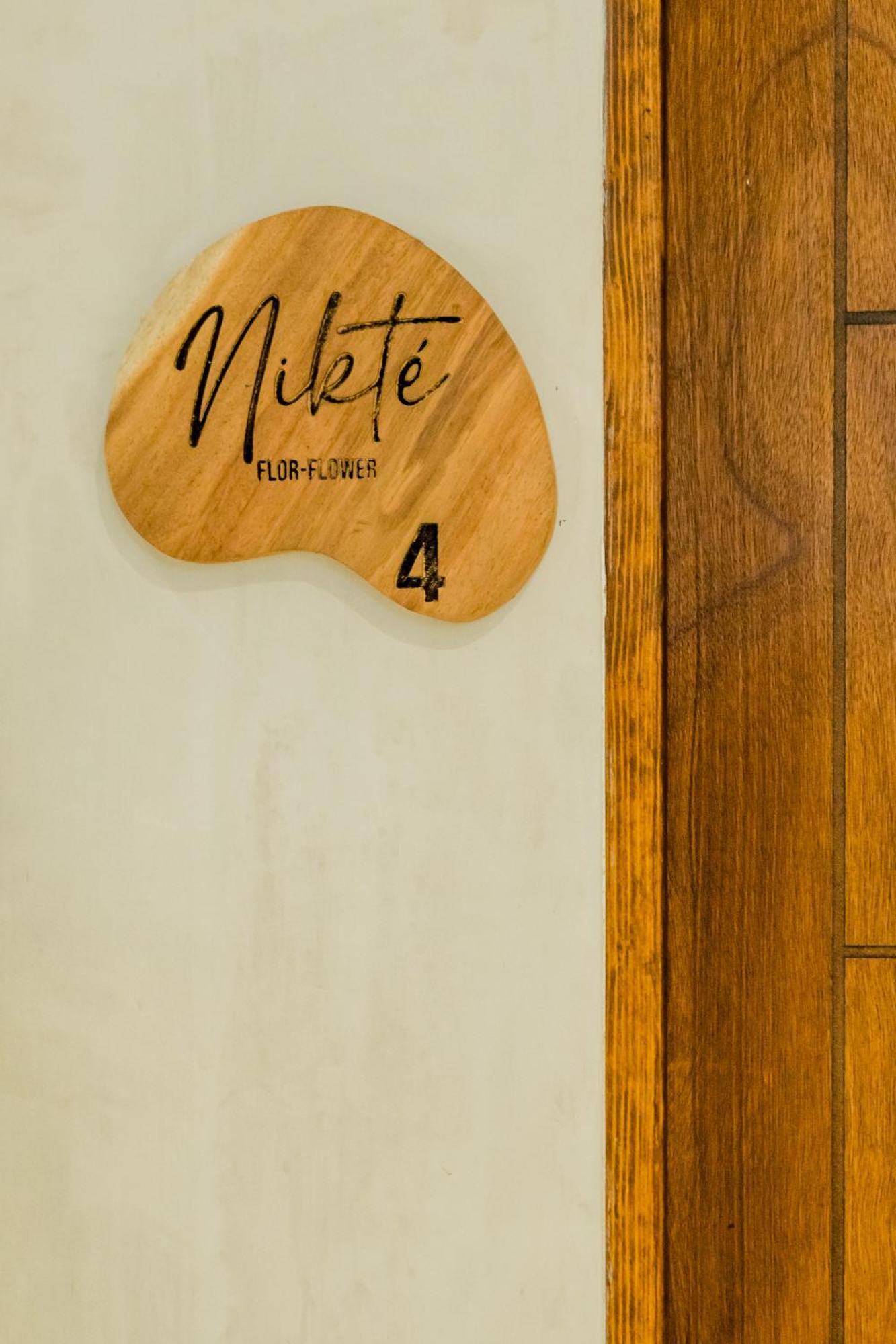 *Casa Aluxes- Guesthouse* Cancún Eksteriør billede