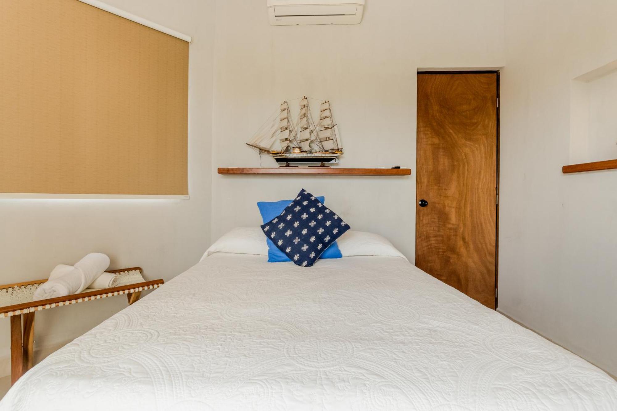 *Casa Aluxes- Guesthouse* Cancún Eksteriør billede
